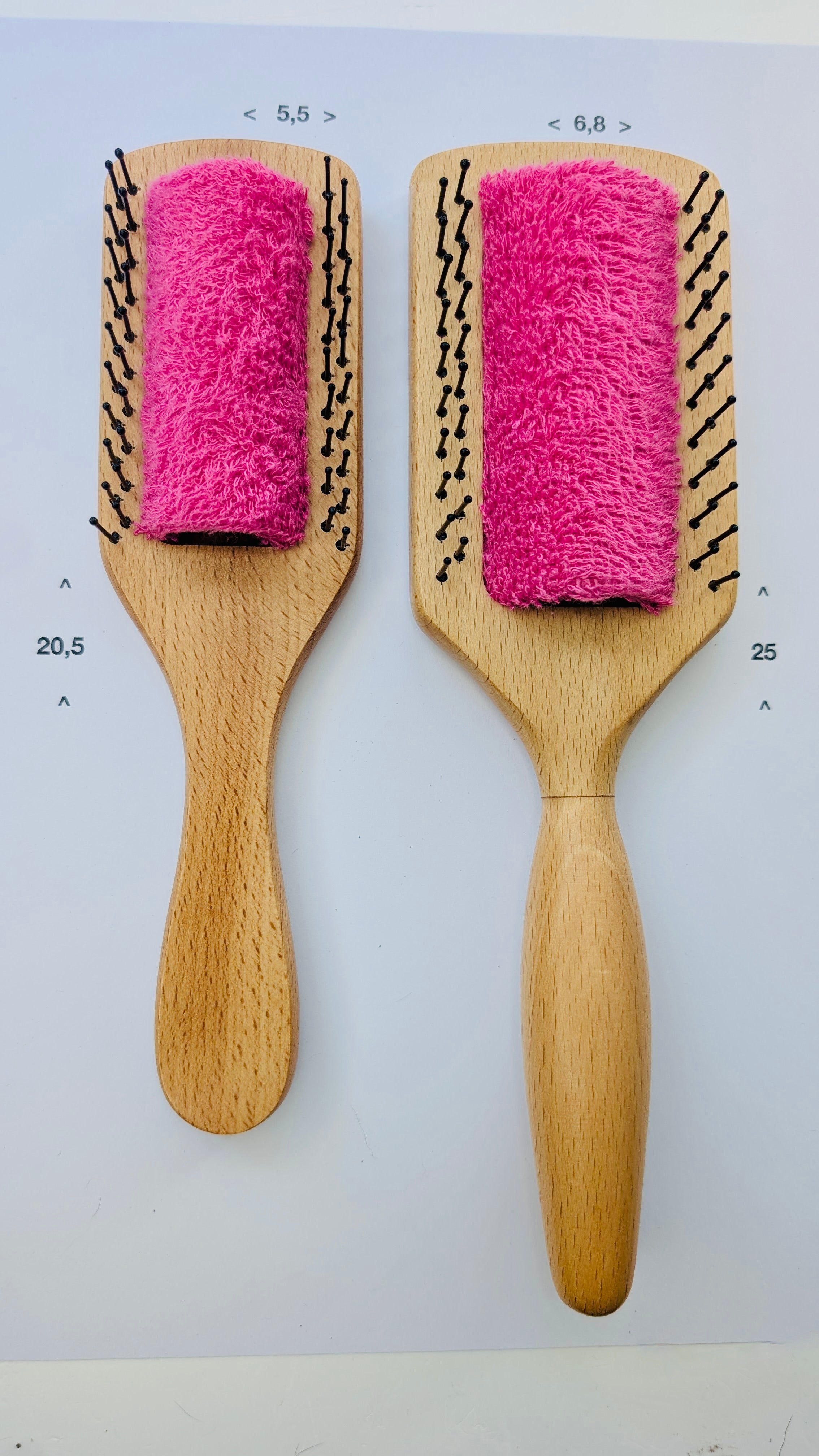 BROSSE PLATE TAILLE 25  USAGE QUOTIDIEN DANS VOTRE SALLE DE BAINS